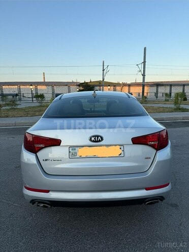Kia Optima-3