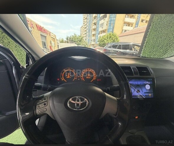 Toyota Corolla-2