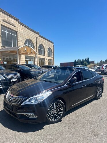 Hyundai Grandeur-4