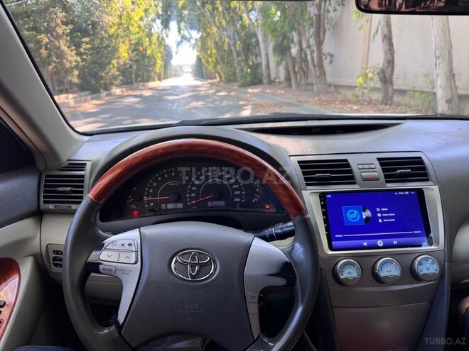 Toyota Camry-4