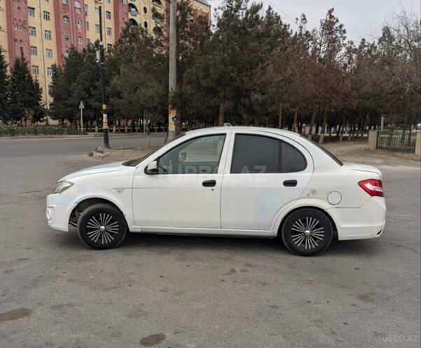Saipa Saina-4