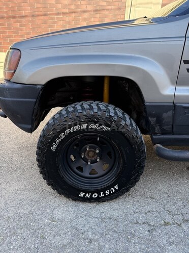 Jeep Grand Cherokee-3