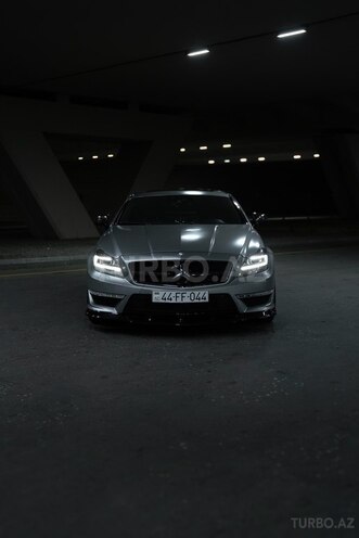 Mercedes CLS 63 AMG-1
