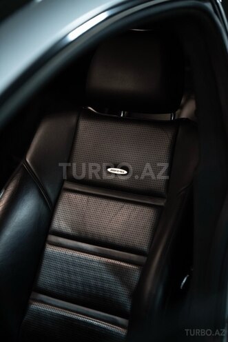 Mercedes CLS 63 AMG-10