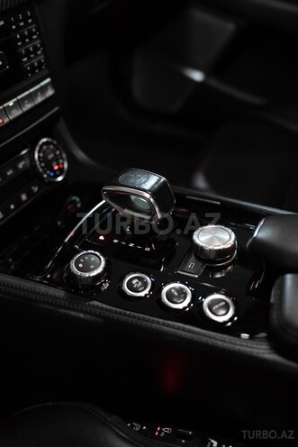 Mercedes CLS 63 AMG-11