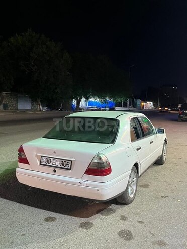 Mercedes C 180-5
