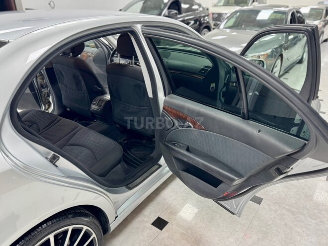 Mercedes E 200-22