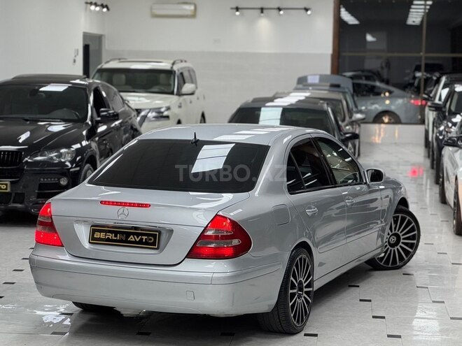 Mercedes E 200-12