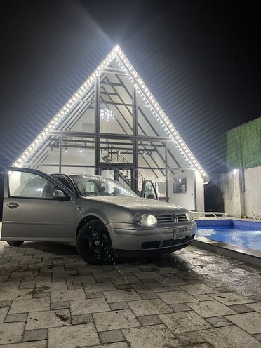 Volkswagen Golf-5