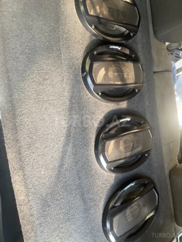 Volkswagen Golf-6