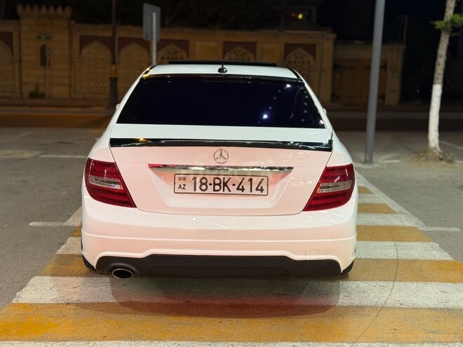 Mercedes C 200-4