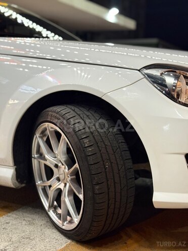 Mercedes C 200-13