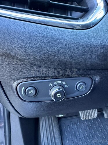 Chevrolet Equinox-9