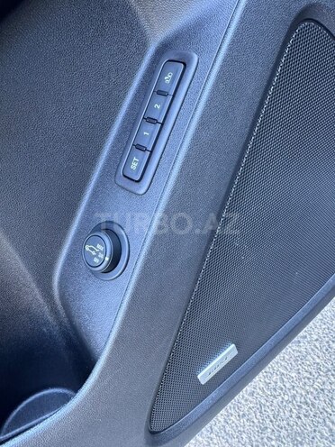 Chevrolet Equinox-11