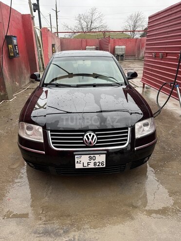 Volkswagen Passat-1