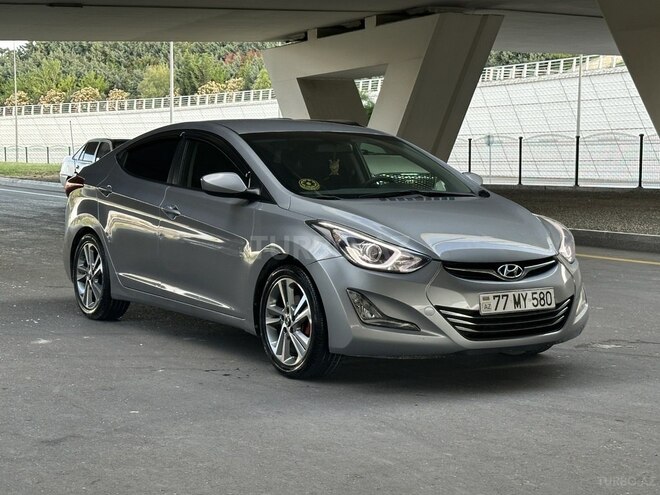 Hyundai Elantra-5