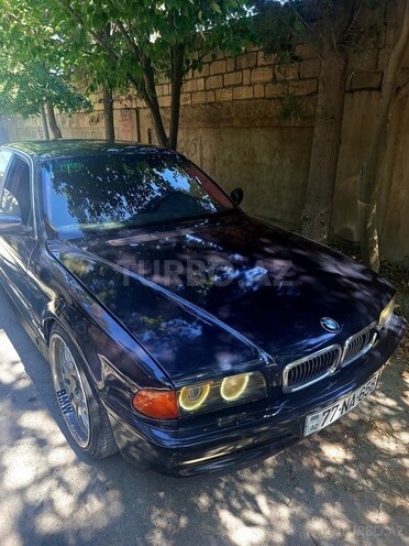 BMW 728-5
