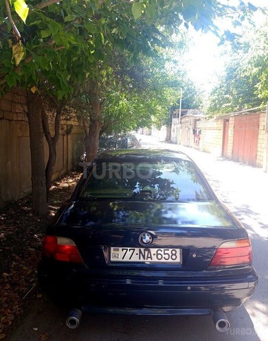 BMW 728-2