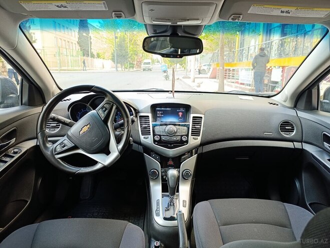 Chevrolet Cruze-4