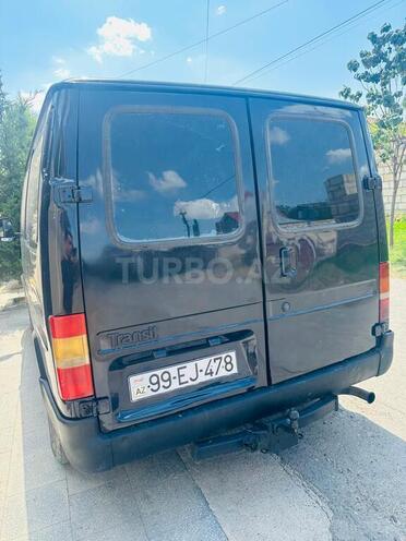 Ford Transit-2