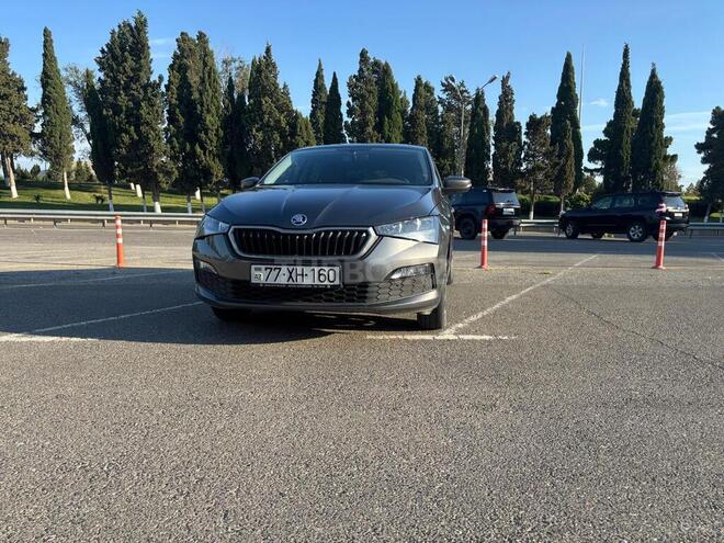 Skoda Rapid-1