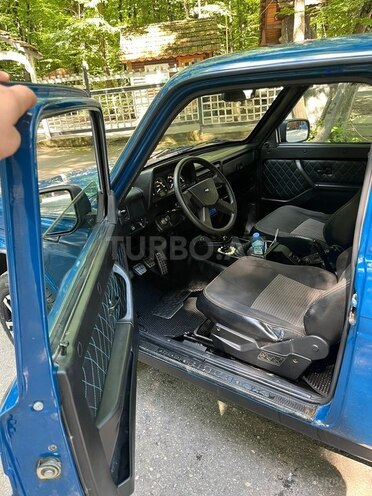 LADA (VAZ) Niva-6