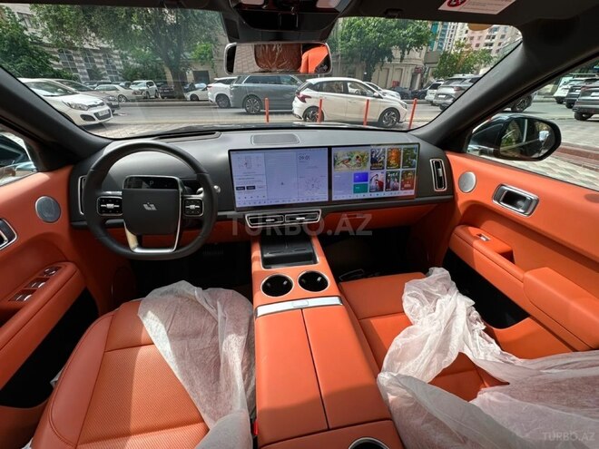 Li Auto L9-3