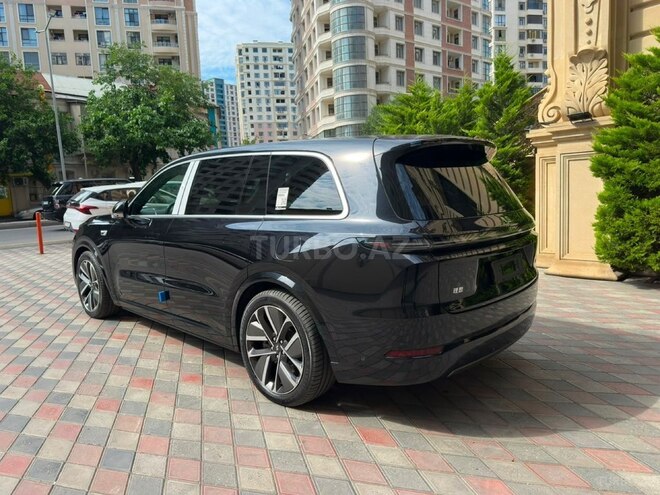 Li Auto L9-7