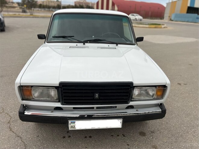 LADA (VAZ) 2107-1