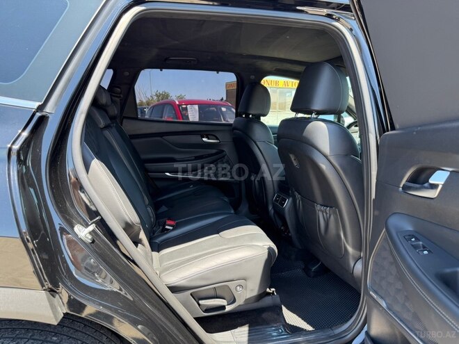 Hyundai Santa Fe-19
