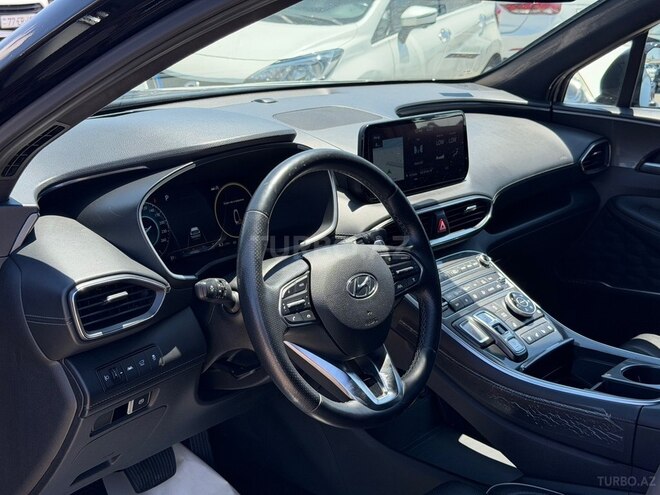 Hyundai Santa Fe-13