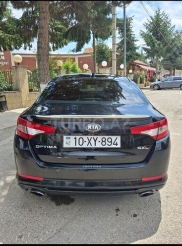 Kia Optima-2