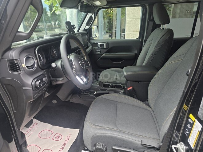 Jeep Wrangler-7