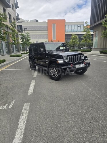 Jeep Wrangler-3
