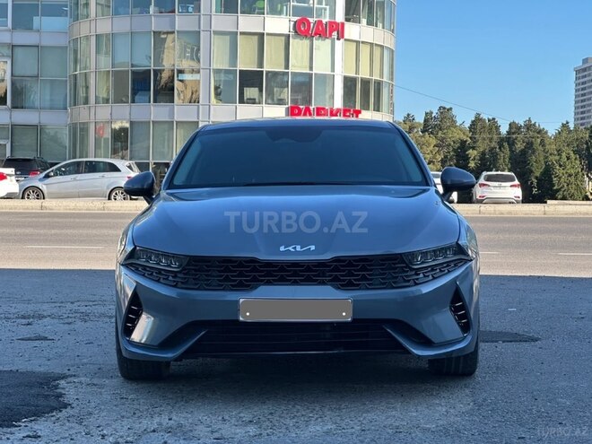 Kia K5-1