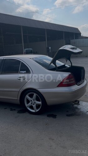 Mercedes C 240-3