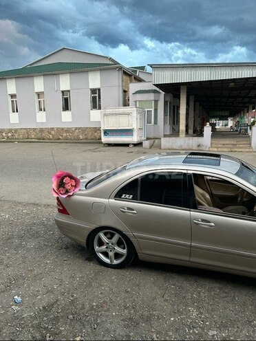 Mercedes C 240-12