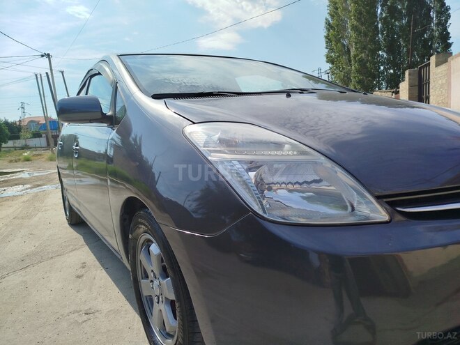 Toyota Prius-13