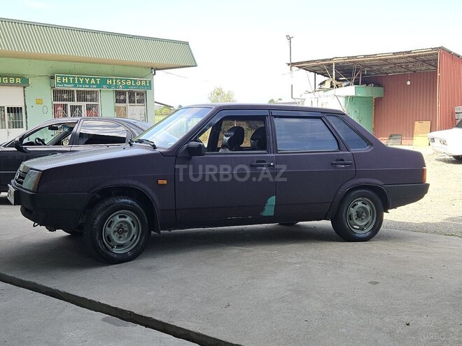 LADA (VAZ) 21099-1