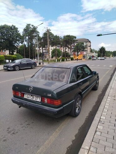 Mercedes 190-3