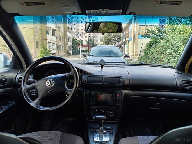 Volkswagen Passat-6