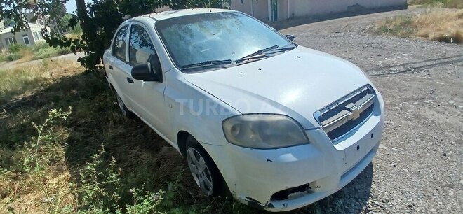 Chevrolet Aveo-2