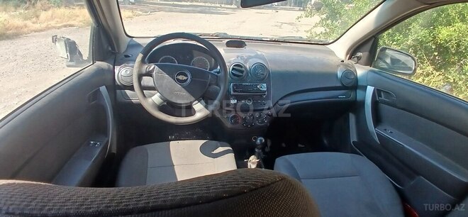 Chevrolet Aveo-9