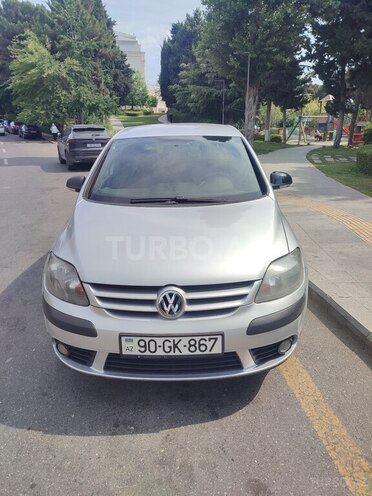 Volkswagen Golf Plus-1