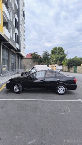 Nissan Sunny-5