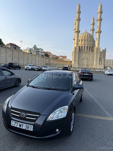 Kia Ceed-2