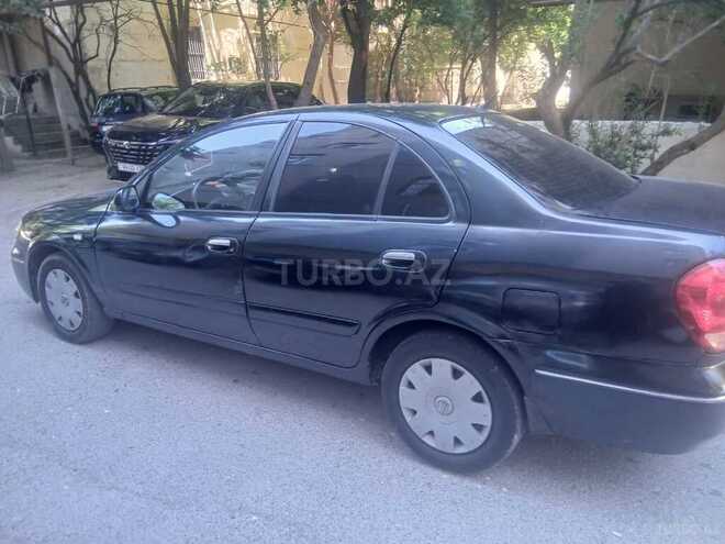 Nissan Sunny-6