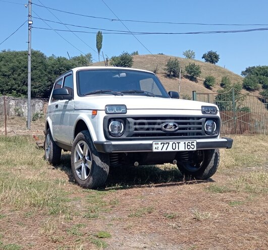 LADA (VAZ) Niva-1