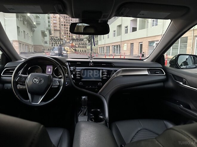 Toyota Camry-3