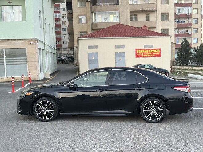 Toyota Camry-7